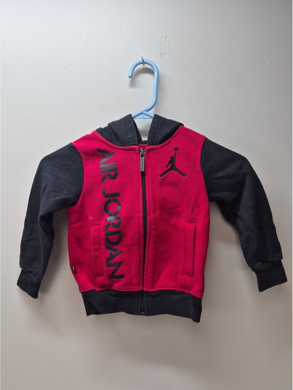 Air Jordan Toddler Hoodie Jacket Red and Black Size 3T B375
